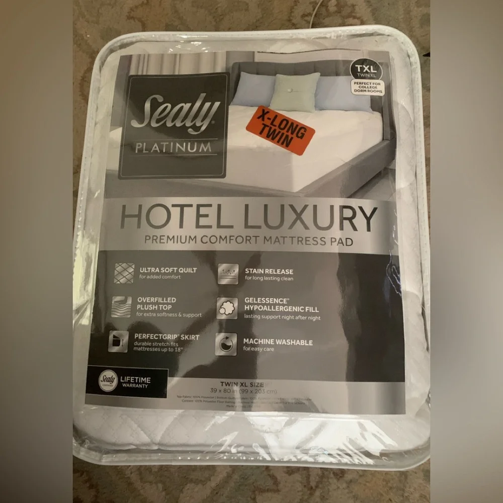 Sealy Platinum Hotel Luxury Mattress Pad - White